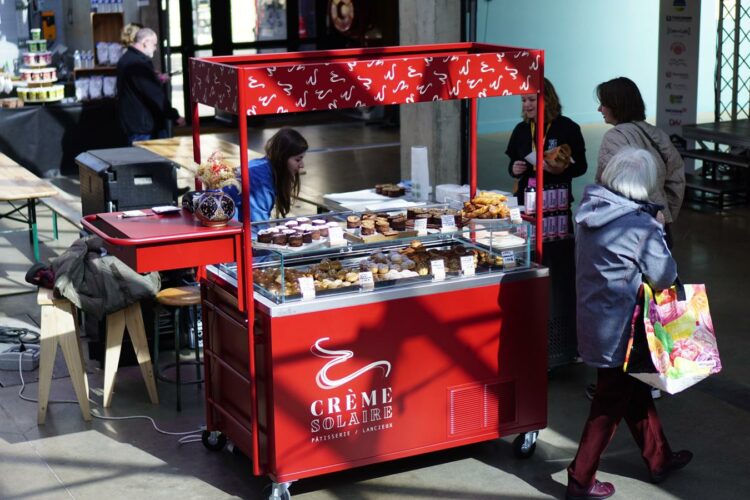 Comptoir mobile de vente - Patisseries - Lancieux / Côtes d'Armor (22)